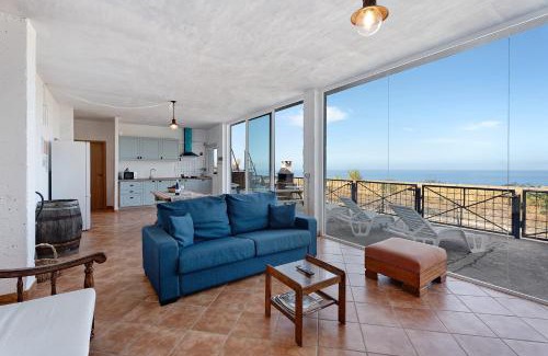 Frontera House | La Cuadra de Juan