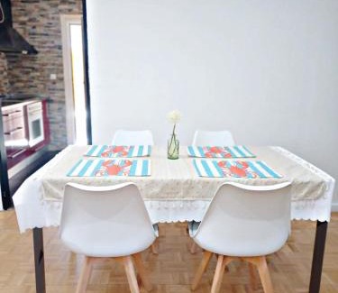 Hornillos de Eresma House | La Dama Boba