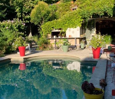 Eyguieres Bed & Breakfast | La demeure