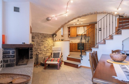 Lierna House | La Dimora del Borgo - Two Bedroom House, Sleeps 6