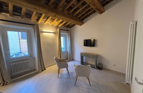 Montalcino House | La Dimora di Roberta is located within walking distance of the Fortress and the historic center.