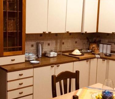 Secondigliano Apartment | LA DOLCE SOSTA A CASA DI LINDA
