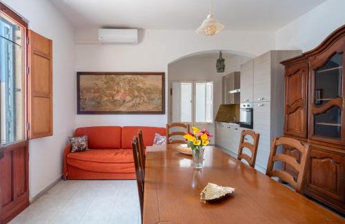Torre Castiglione House | La Dolce Villa
