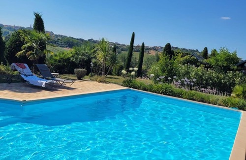 Mondavio House | La Dolce Vita - Casa Marie Leonie