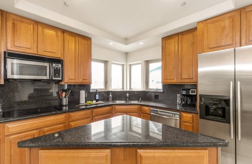 Marina House | La Duna Rosa: Large 3 bedroom 2 bath in Marina 30 NIGHT MIN