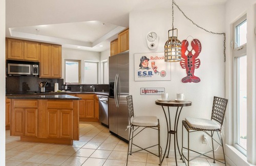 Marina House | La Duna Rosa: Large 3 bedroom 2 bath in Marina 30 NIGHT MIN