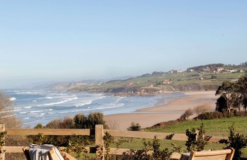 San Vicente de la Barquera Villa | La Gaviota Oyambre Cantabria, Villa in Oyambre Beach. near Comillas