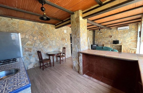Lora Del Rio Villa | La Estacada
