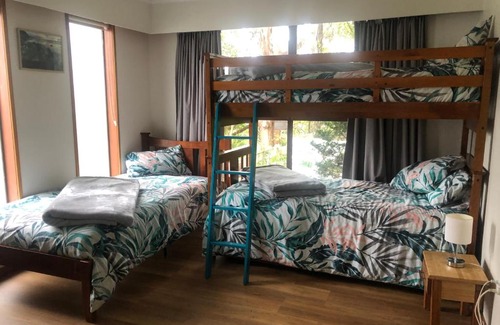 Burgess Park House | La Ferme New Plymouth: Super spacious family home, great for large groups