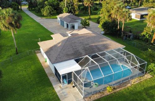 Naples Villa | La Finca. Beautiful Countryside Home !