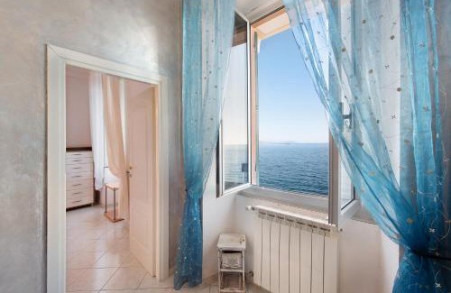 Voltri Apartment | La Finestra sul Mare