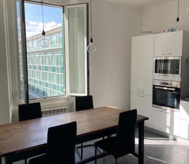 Savona Apartment | La Finestra sul Porto
