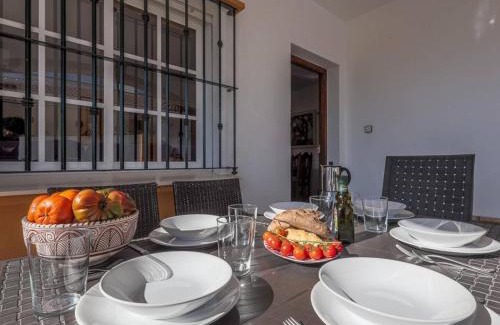 Sector R - Retama House | La Fonda de Julia Magnifica casa muy luminosa y amplia con chimenea y barbacoa