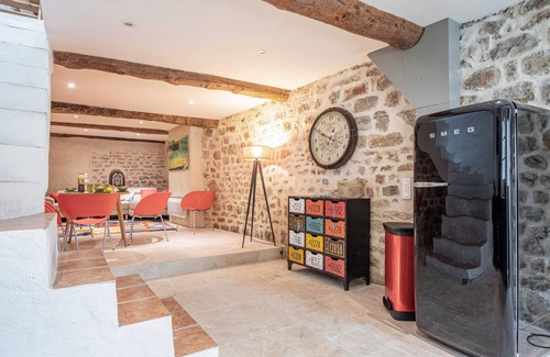 Lorgues House | La Forge des Templiers - Maison de ville rénovée