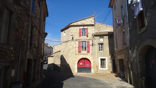 Causses-et-Veyran Apartment | La Forgeolie