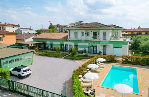 San Benedetto di Lugana Apartment | La Forgia Apartments