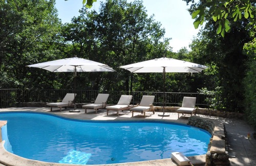 Les Eyzies Villa | La Source de Piot, luxury villa without a view and in an oasis of peace.