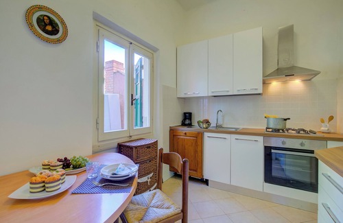 Marina di Pietrasanta Apartment | La Fresia - Focette 100m from sea, Pietrasanta, Italy