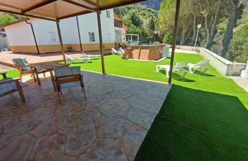 Benaocaz House | La Fuente Santa