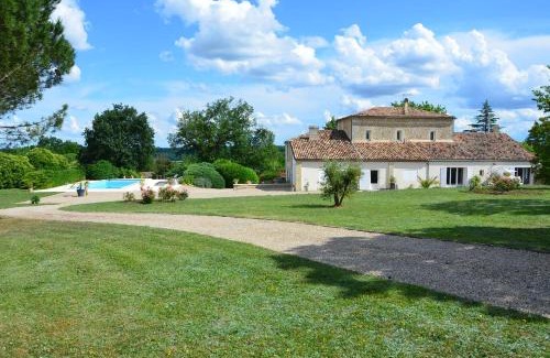 Saint-Aubin-de-Branne Bed & Breakfast | La Gentilhommière