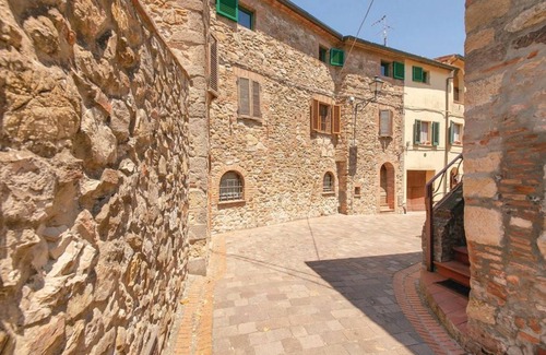 Orciatico Apartment | La Ginestra - Altana