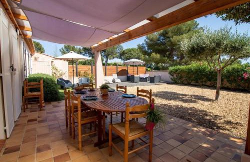 Giens Villa | La Grande Auguière, villa familiale et spacieuse au cœur du vignoble et à 300m de la mer
