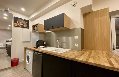 1st Arrondissement Apartment | LA GRANDE CÔTE - City Hall