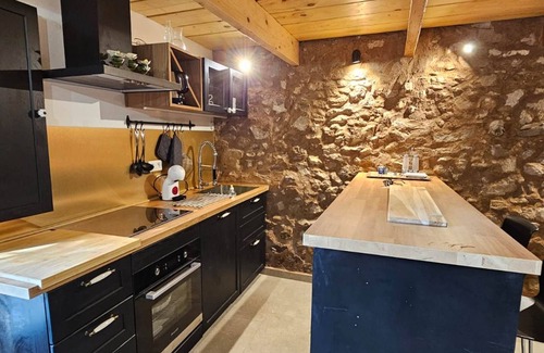 Cuers Apartment | La grange du vigneron et du vendangeur 8 pers.