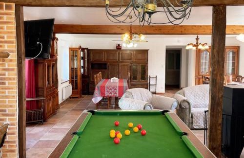 Briou House | La Grange: Gîte Confort à Briou, 5 Chambres - FR-1-491-471