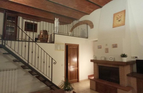 Pontassieve Apartment | LA GUELFA 64
