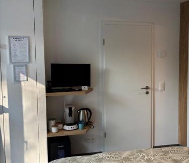Longfaye House | La Halte