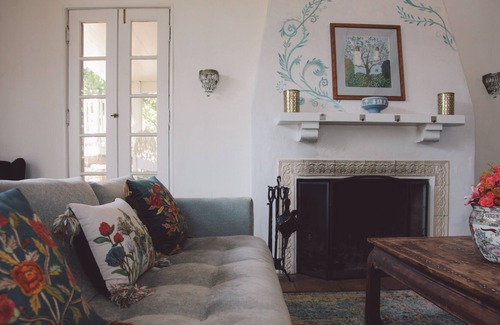 Verdugo Woodlands House | LA hilltop, super-safe sanctuary in the trees