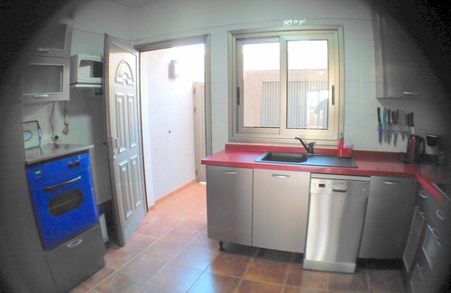 El Medano House | LA JAQUITA Beautiful and spacious beachfront, free WIFI