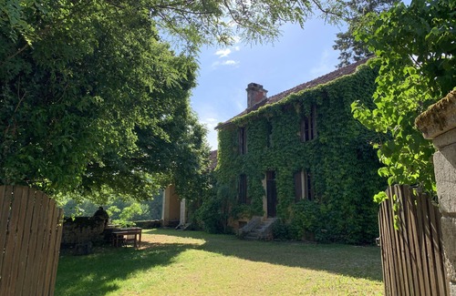 Mazeyrolles House | La Jolie Maison in the heart of the Bastides of Périgord