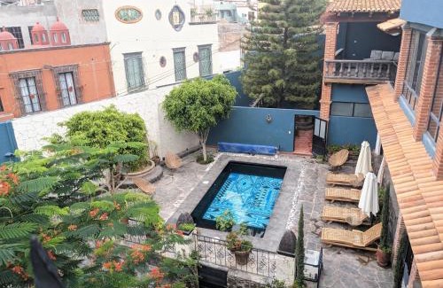 Colonia San Raphael House | La Joya Azul SMA - LGBTQS