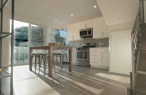 Hollywood Condo | LA LA Land Views Next to Netflix 2BR Modern