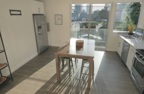 Hollywood Condo | LA LA Land Views Next to Netflix 2BR Modern