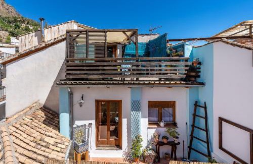 Guejar Sierra House | La lechuga azul