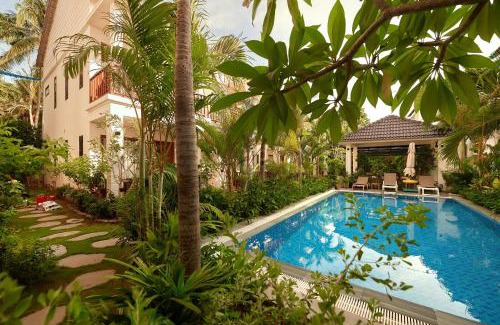Cua Lap Resort | La Limone Residence