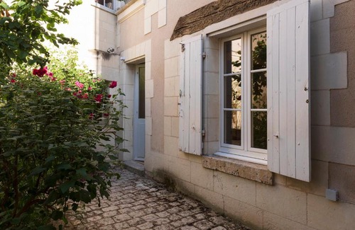 Saint-Aignan Apartment | La Lirosane, 3 studios, 3,7km du Zoo, Centre-ville