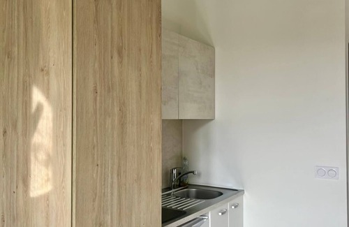 Levallois-Perret Apartment | La Lumière de Paris