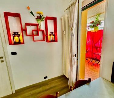 Barriera di Milano Apartment | La luna bussò