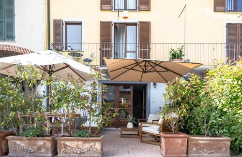 La Morra House | La Lupa La Morra
