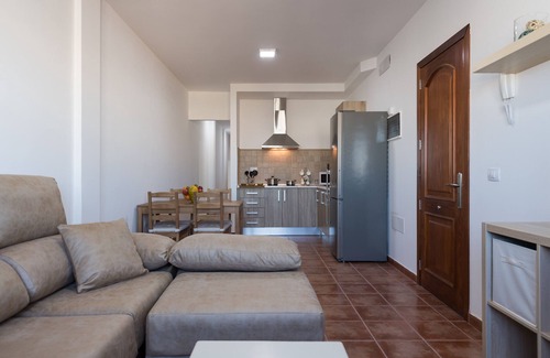 Santa Lucia Apartment | La Madera 1A Urban Home near the Airport - Wifi