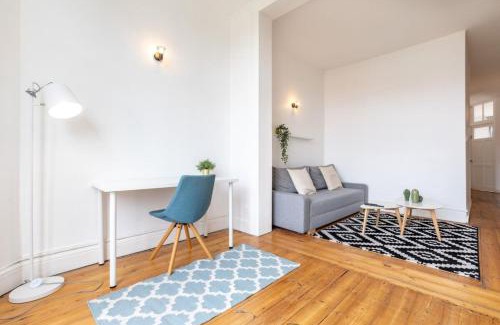 La Madeleine Apartment | La Madeleine-Beautiful bright two bedroom apart