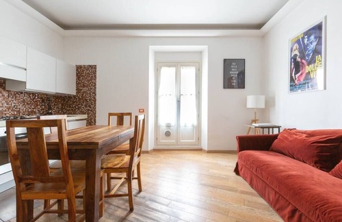 Guastalla Apartment | La Madonnina In the heart of Milan