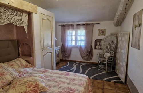 Mallemort House | La magnanerie