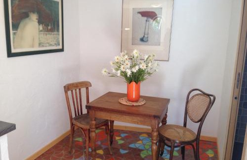 Carros House | la maison bleue