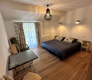 Les Eyzies House | La Maison Colette