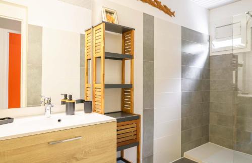 Riviere-Pilote Apartment | La maison créole